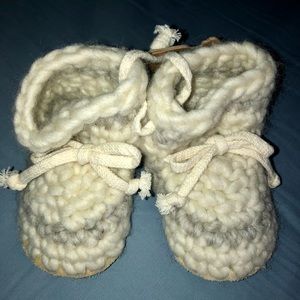 Padraig Cottage Botties